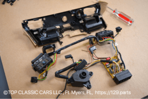 Wiring Harness of a broken Mercedes R129 Domelight
